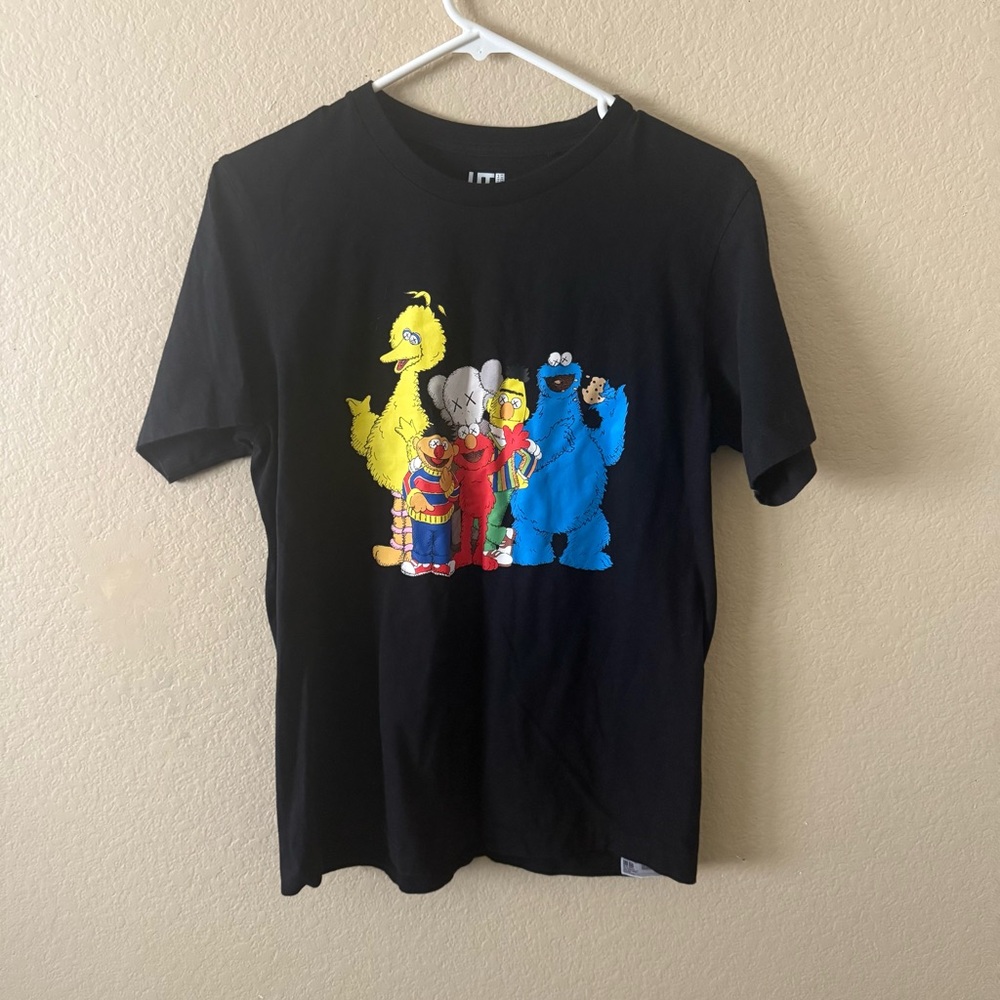 Uniqlo x KAWS Black Tee Sesame Street Collaboration